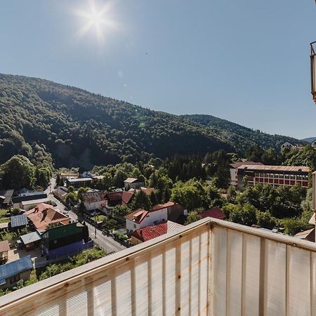 Romantic Jacuzzi Belleview Studio Sinaia Dış mekan fotoğraf