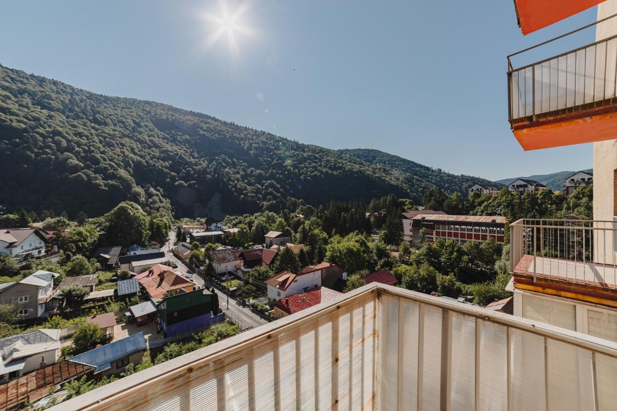 Romantic Jacuzzi Belleview Studio Sinaia Dış mekan fotoğraf